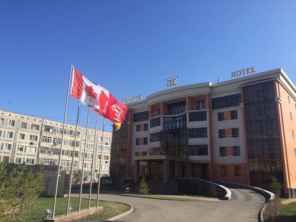 Hotel Goldman Empire Astaná Exterior foto